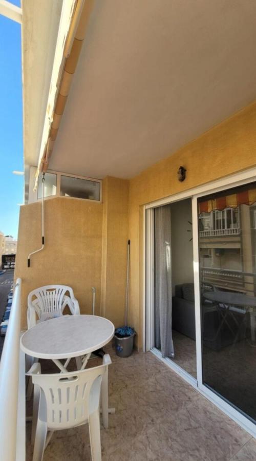 Julia'S Paradise Apartment Torrevieja Buitenkant foto